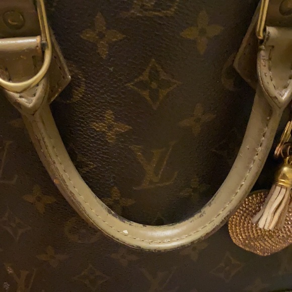 Louis Vuitton Alma PM ( REPOSH ) - Picture 10 of 11